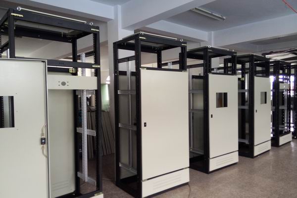 熊口镇电控柜-3683厂家电控柜检修需要注意的